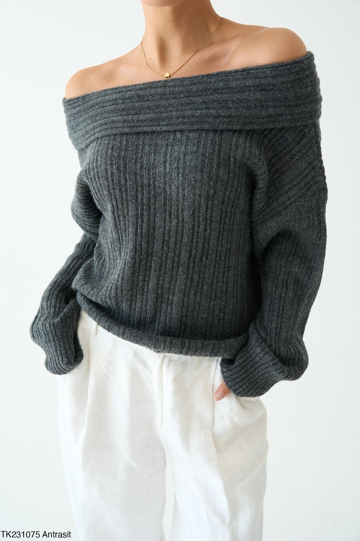 Pull Épaules Dénudées Côtelé