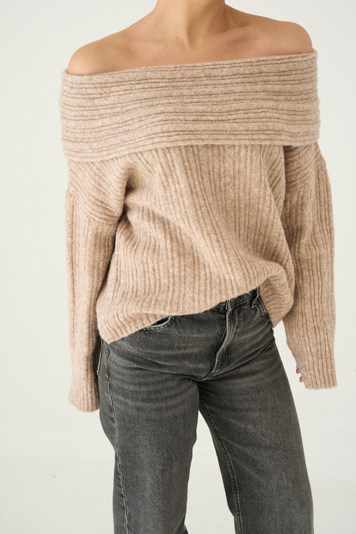 Pull Épaules Dénudées Côtelé