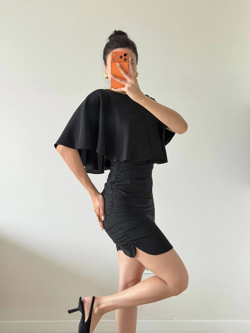 Robe Cape Deux Pièces - Top Volant & Jupe Moulante
