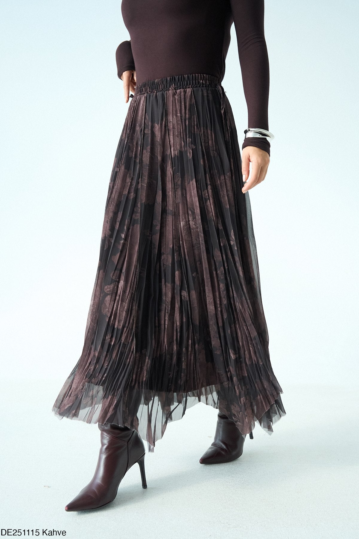 Quail Jupe Longue Plissée en Tulle Élastique Taille Haute