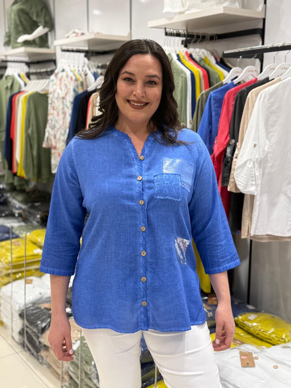 Chemise Coton Mousseline Manches 3/4 – Poche Brodée & Détails Paillettes