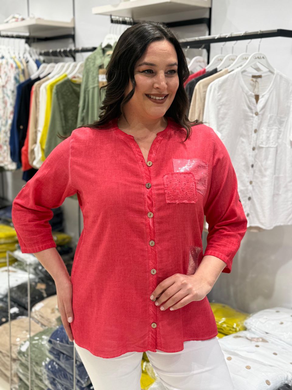 Chemise Coton Mousseline Manches 3/4 – Poche Brodée & Détails Paillettes