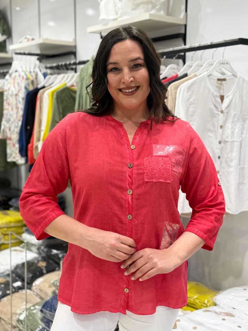 Chemise Coton Mousseline Manches 3/4 – Poche Brodée & Détails Paillettes