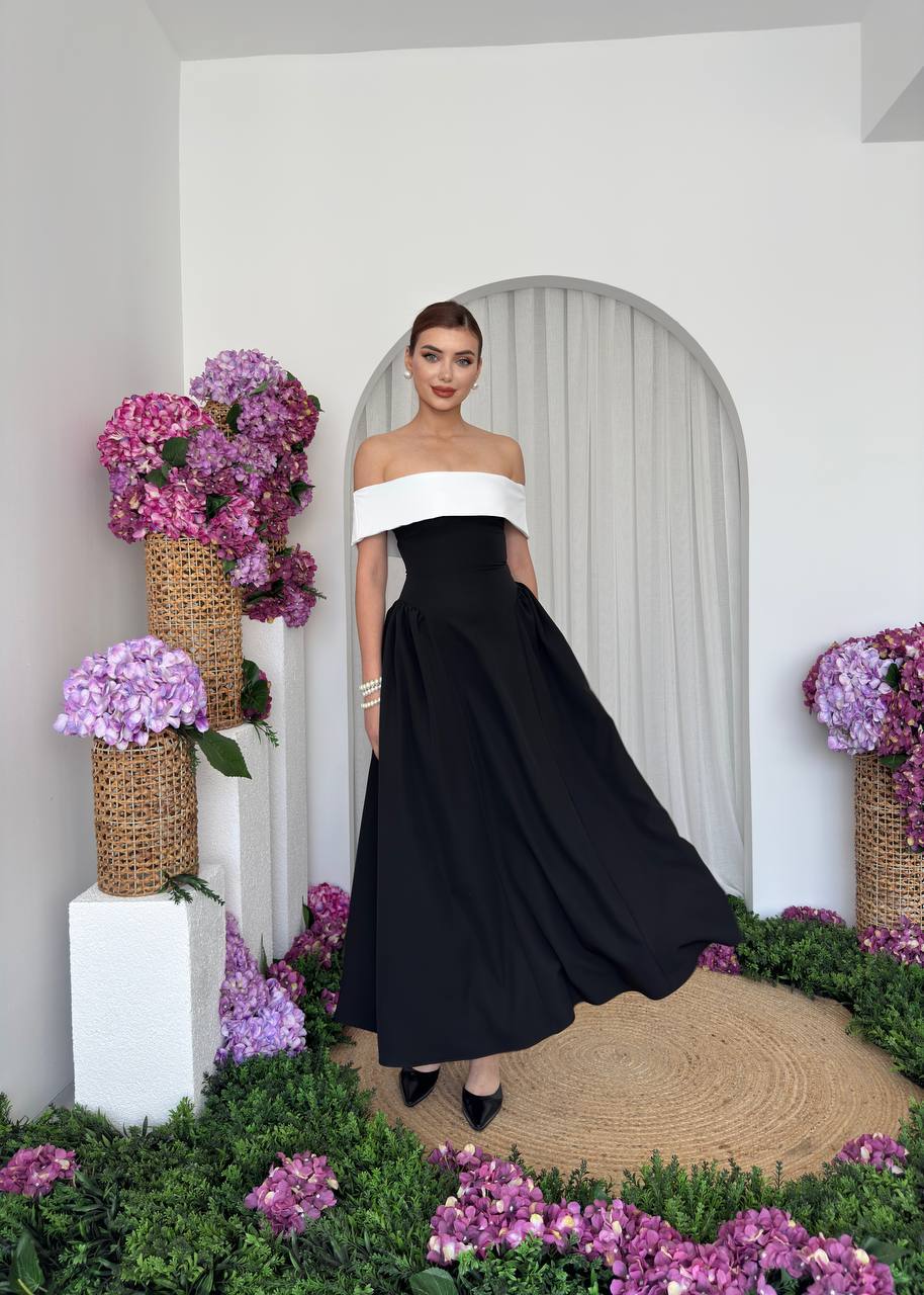Robe Bicolore Épaules Dénudées – Noir & Blanc
