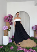 Robe Bicolore Épaules Dénudées – Noir & Blanc